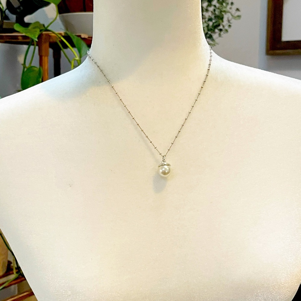 Vintage Pearl Drop Pendant on Delicate Silver Tone Chain Necklace